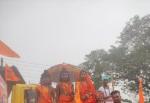 धीवर समाज ने गुहा निषादराज जयंती पर निकाली शोभायात्रा, जय श्री राम के जयकारों से गुंजा शहर