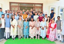 शिशु मंदिर के मेधावी युवाओं ने भरी प्रशासनिक सेवा की उड़ान, शिक्षा मंत्री श्री गजेंद्र यादव ने दिया आशीर्वाद