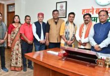 मुख्यमंत्री विष्णु देव साय से रायपुर प्रेस क्लब के नवनिर्वाचित पदाधिकारियों की सौजन्य मुलाकात