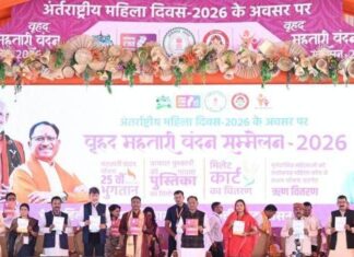 विशेष लेख : महतारी वंदन योजना : आर्थिक संबल से आत्मविश्वास तक, सशक्त हो रही छत्तीसगढ़ की महिलाएं