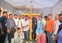 अप्पू गार्डन में लड्डुओं से तौले गए मंत्री लखनलाल देवांगन