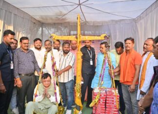 अप्पू गार्डन में लड्डुओं से तौले गए मंत्री लखनलाल देवांगन