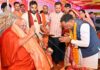 तेंदुवा धाम में श्रीराम कथा का भव्य शुभारंभ: मुख्यमंत्री विष्णु देव साय ने लिया संतों का आशीर्वाद