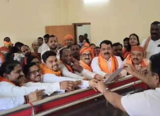 दीपका में भाजपा का दमदार शक्ति प्रदर्शन, ऋषिकांत सिदार के नामांकन में उमड़ी भीड़