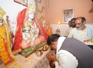 सुशासन तिहार के दौरान मुख्यमंत्री विष्णुदेव साय पहुंचे कोसला धाम