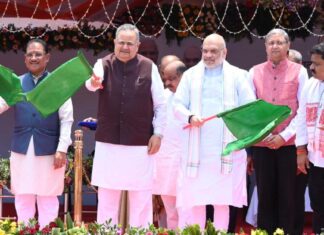 केंद्रीय गृह मंत्री अमित शाह ने रायपुर में अत्याधुनिक ‘नेक्स्ट जेन सीजी डायल-112 सेवा’ और मोबाइल फॉरेंसिक वैन का किया शुभारंभ