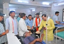 श्रमिक राष्ट्र निर्माण के मौन शिल्पी हैं, उनका सम्मान हम सबका कर्तव्य है” — पार्षद नरेंद्र देवांगन