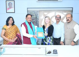 मुख्यमंत्री विष्णु देव साय की पहलःस्वस्थ माताएं, स्वस्थ बच्चे और कुपोषण मुक्त छत्तीसगढ़ के लिए बनेगी समन्वित रणनीति