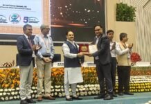 स्वास्थ्य सुरक्षा से जनकल्याण” की दिशा में तेजी से आगे बढ़ रहा छत्तीसगढ़ : मुख्यमंत्री विष्णु देव साय
